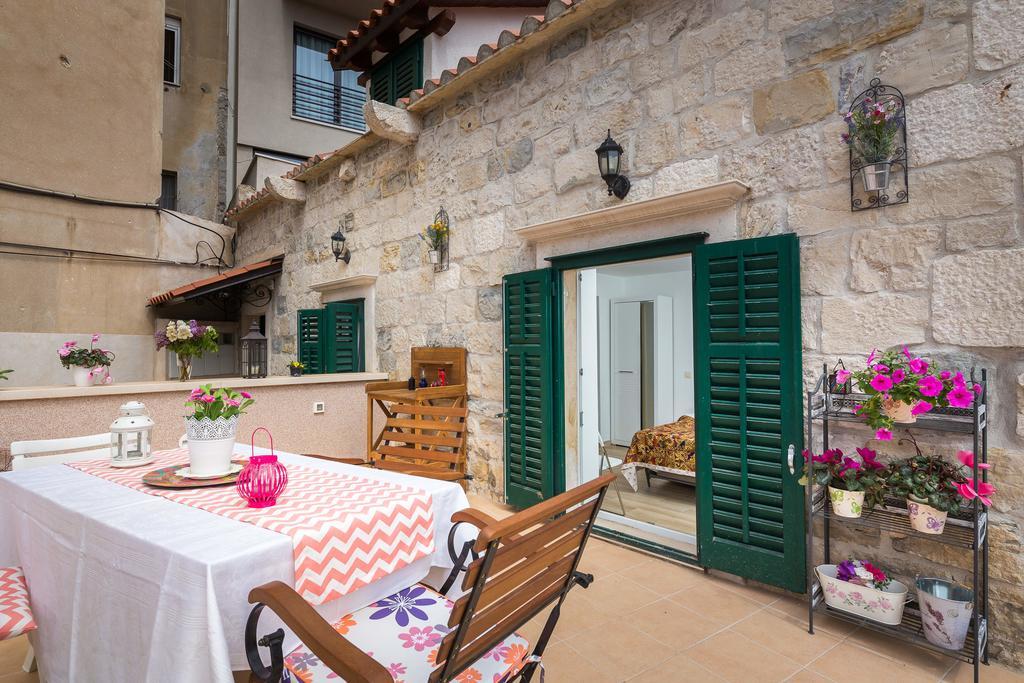 Phoenix Studio Apartment Σπλιτ Εξωτερικό φωτογραφία